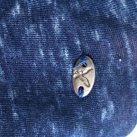 American Eagle deep v-neck top - Picture 3 of 8